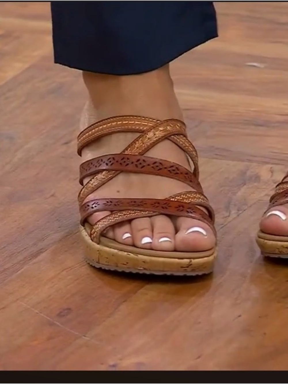Skechers Beverlee Vegan Wedge
Strappy Sandals Tiger Posse Luggage